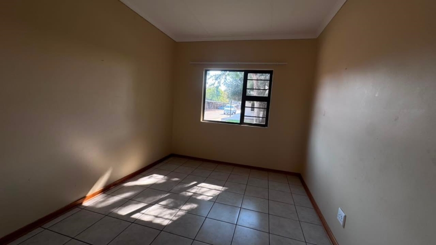 2 Bedroom Property for Sale in Rhodesdene Northern Cape